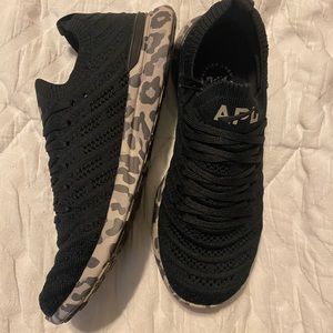 APL sneakers size 7 worn twice